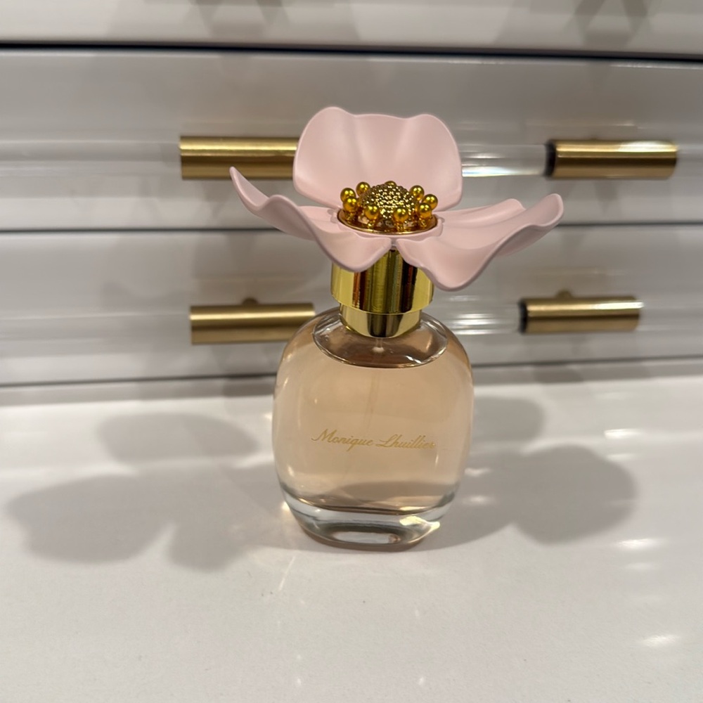 Monique Lhuillier Perfume 1 oz